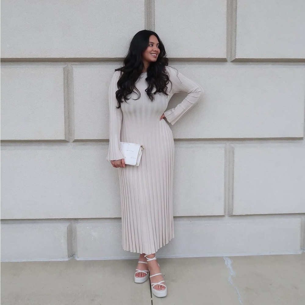 Elegant Taupe Ribbed Maxi Dress